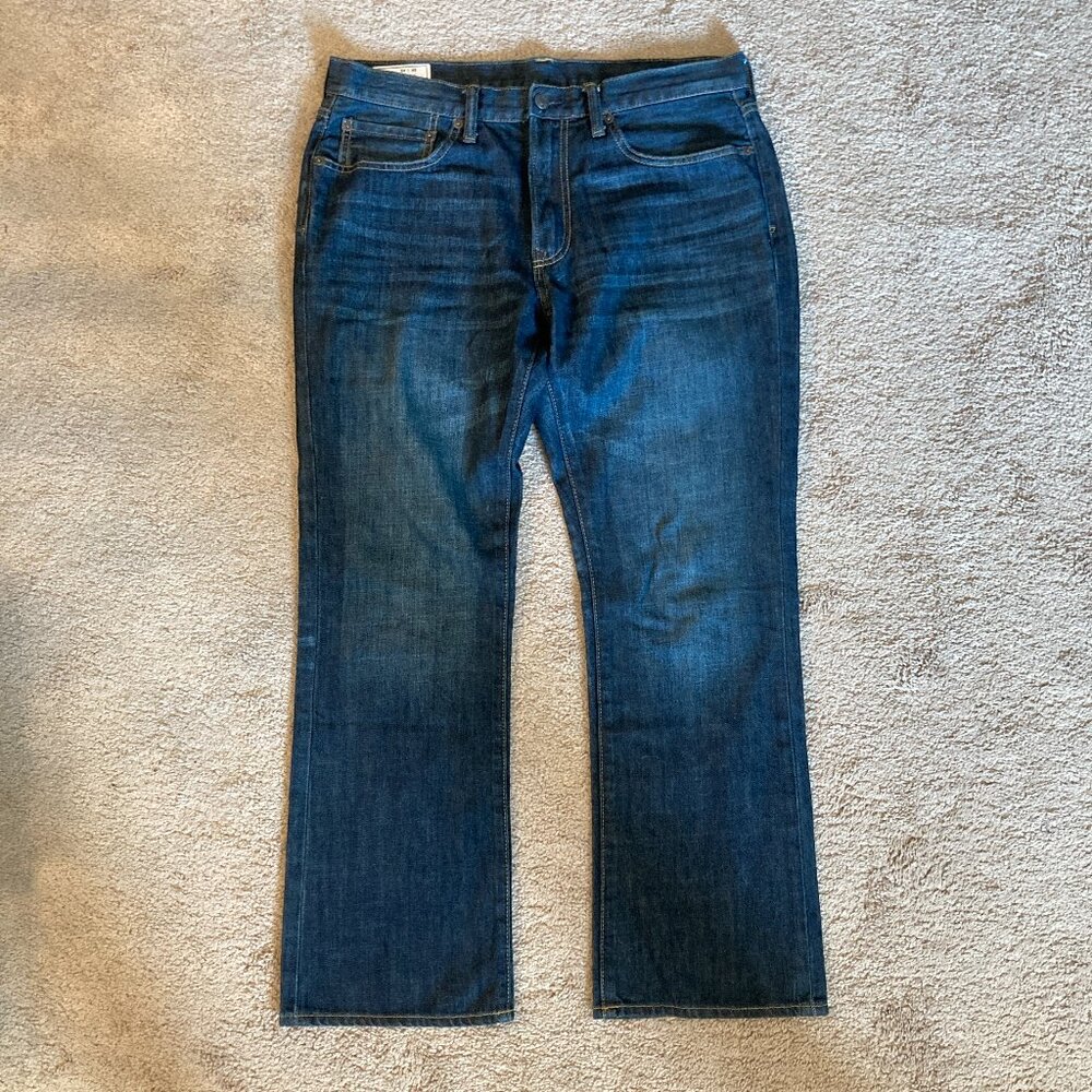 Gap men's bootcut jeans size 34x30